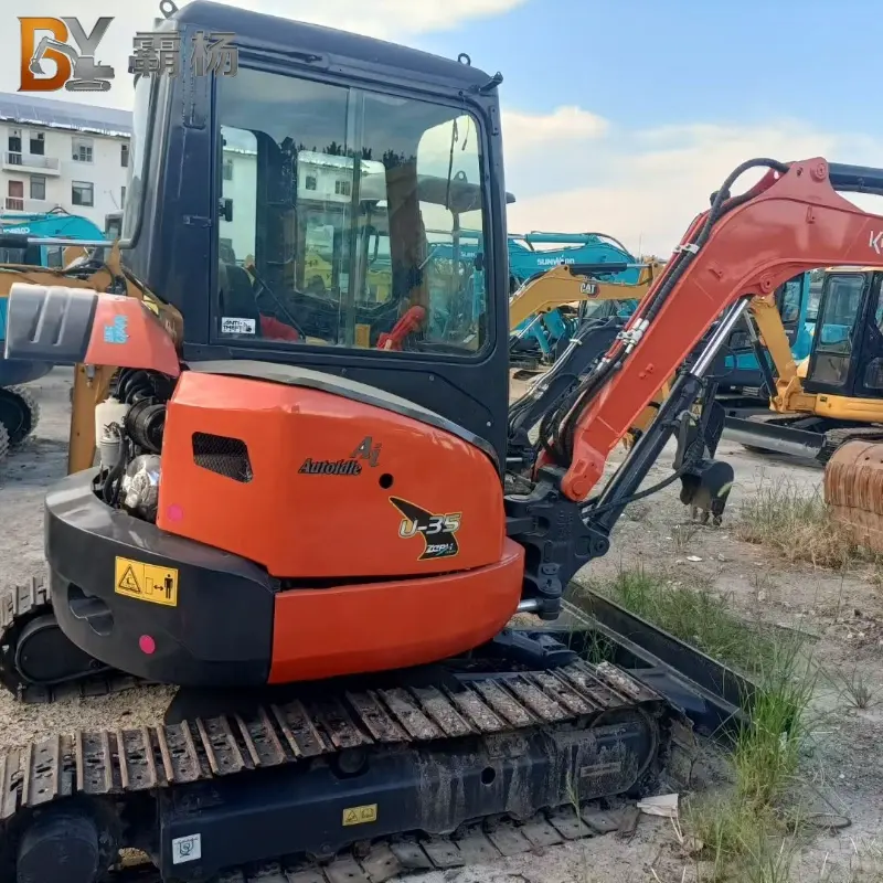 Second Hand Kubota 35 Hydraulic Excavator Small Machine Good Performance